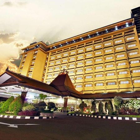 Kartika Chandra Hotel Jakarta Exterior photo