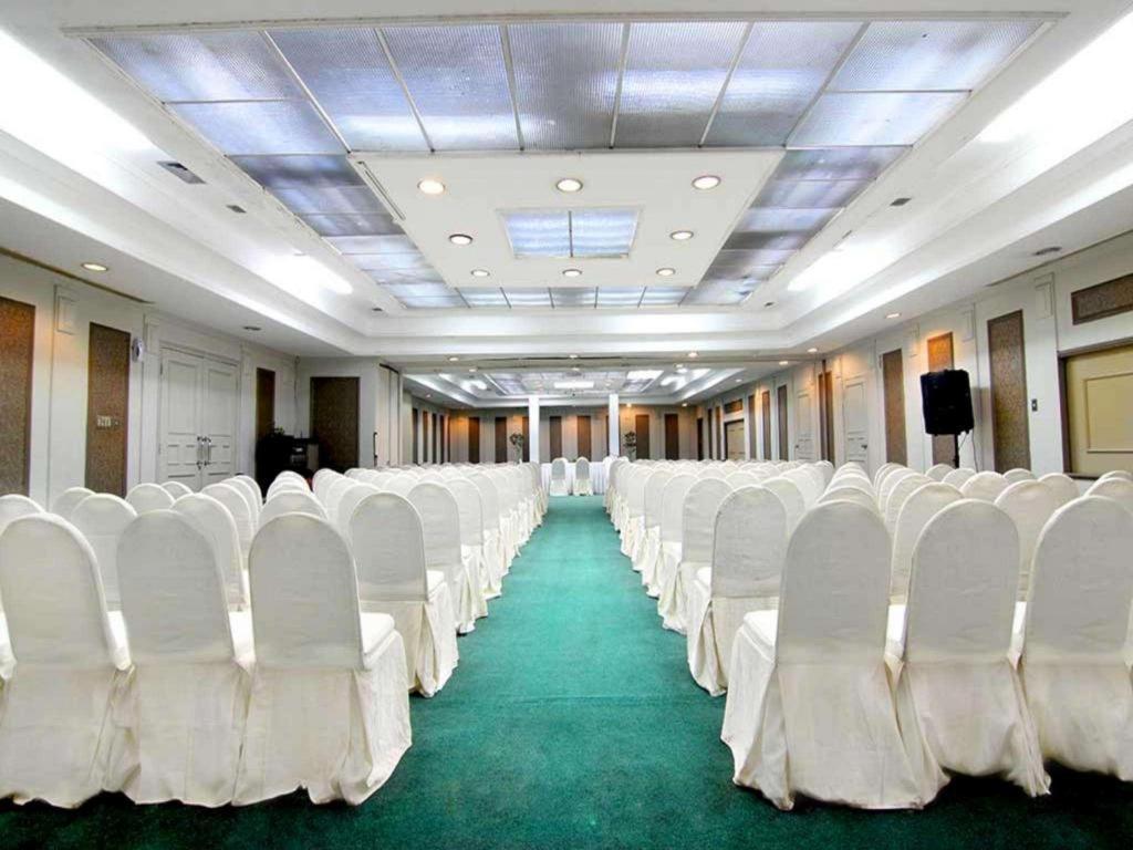 Kartika Chandra Hotel Jakarta Exterior photo