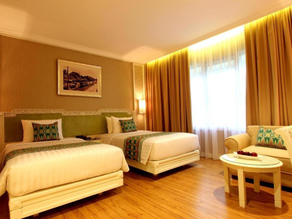 Kartika Chandra Hotel Jakarta Exterior photo