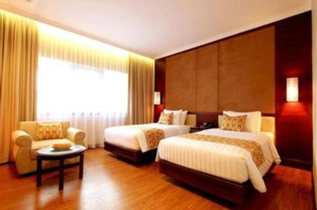 Kartika Chandra Hotel Jakarta Exterior photo